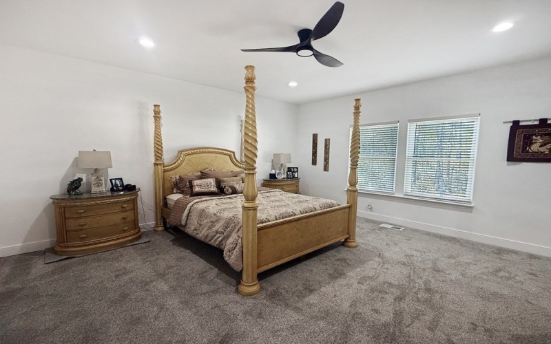 140 Deodar Drive, Brookeland, TX 75931, 3 Bedrooms Bedrooms, ,2 BathroomsBathrooms,Residential,For Sale,140 Deodar Drive,0,5107789