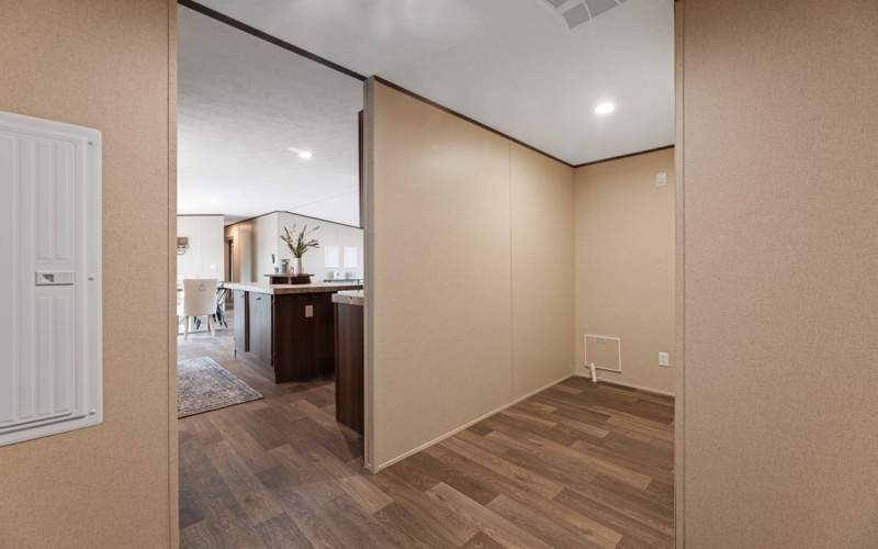 10953 E Fordham Ave, Gardendale, TX 79758, 5 Bedrooms Bedrooms, ,3 BathroomsBathrooms,Residential,For Sale,10953 E Fordham Ave,0,165866