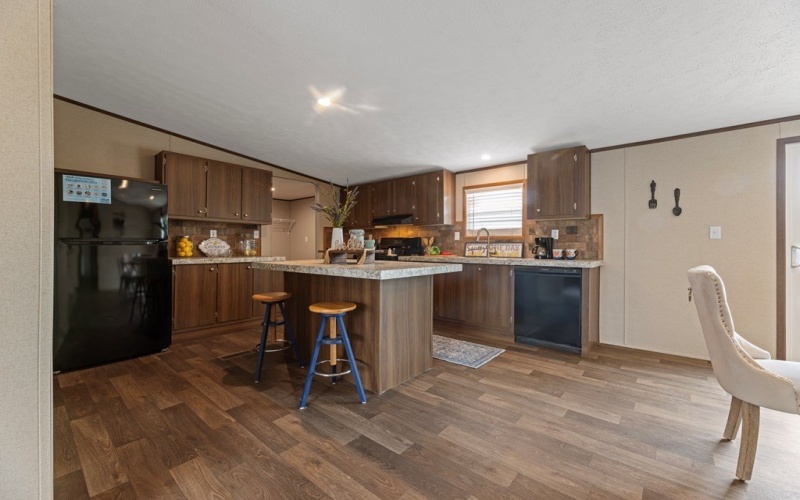 10953 E Fordham Ave, Gardendale, TX 79758, 5 Bedrooms Bedrooms, ,3 BathroomsBathrooms,Residential,For Sale,10953 E Fordham Ave,0,165866