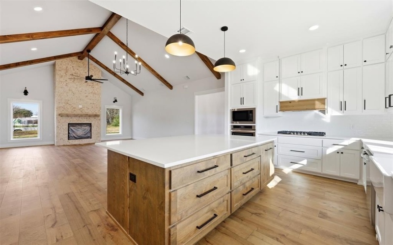 509 Emma Street, Grandview, TX 76050, 3 Habitaciones Habitaciones , ,2 BañosBaños,Residential,En Venta,509 Emma Street,0,21160254