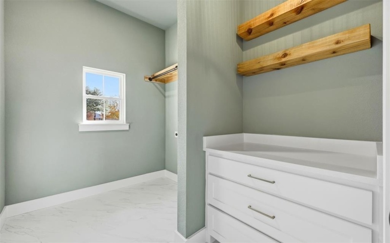 509 Emma Street, Grandview, TX 76050, 3 Habitaciones Habitaciones , ,2 BañosBaños,Residential,En Venta,509 Emma Street,0,21160254