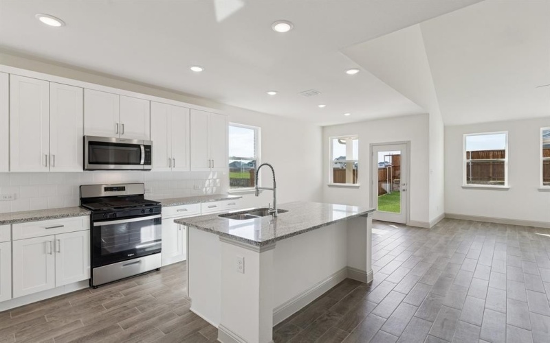 636 Palazzo Place, Weston, TX 75009, 4 Habitaciones Habitaciones , ,2 BañosBaños,Residential,En Venta,636 Palazzo Place,0,21162671