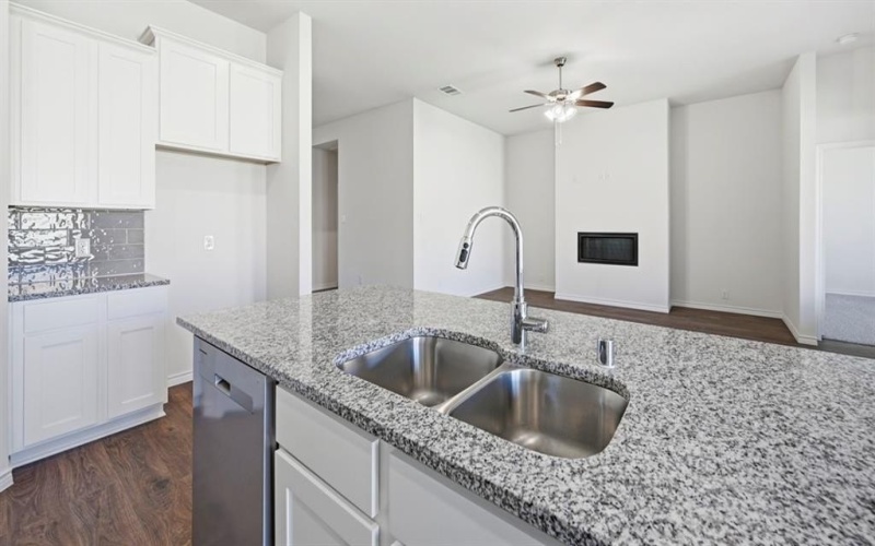 1803 Sabina Drive, Princeton, TX 75407, 4 Bedrooms Bedrooms, ,2 BathroomsBathrooms,Residential,For Sale,1803 Sabina Drive,0,21162743