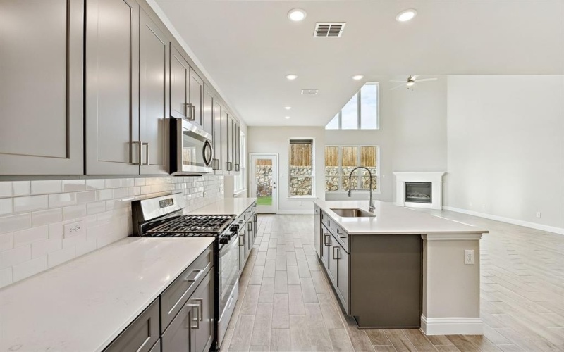 1426 Greenbriar Boulevard, Weston, TX 75009, 5 Habitaciones Habitaciones , ,6 BañosBaños,Residential,En Venta,1426 Greenbriar Boulevard,0,21162749