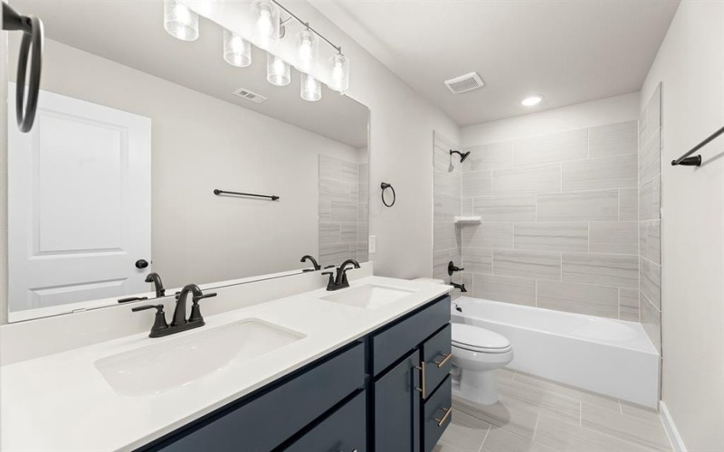 1432 Waterford Drive, Celina, TX 75009, 4 Bedrooms Bedrooms, ,3 BathroomsBathrooms,Residential,For Sale,1432 Waterford Drive,0,21162771