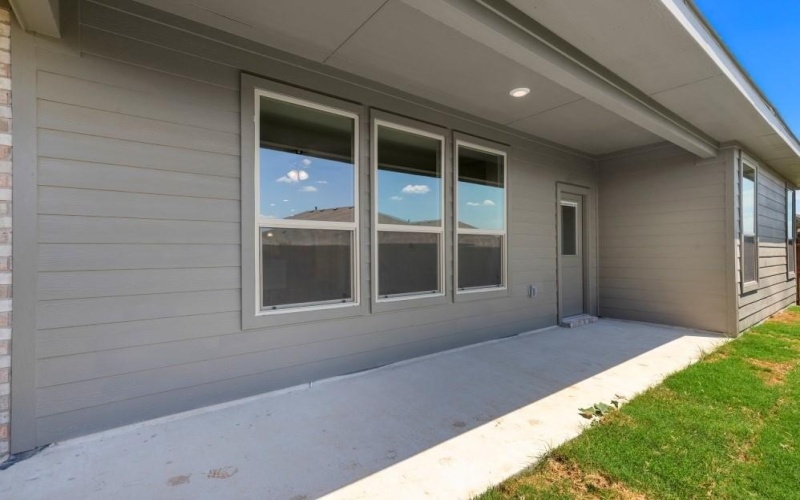 208 DUNMORE Drive, Fort Worth, TX 76052, 4 Bedrooms Bedrooms, ,2 BathroomsBathrooms,Residential,For Sale,208 DUNMORE Drive,20397014