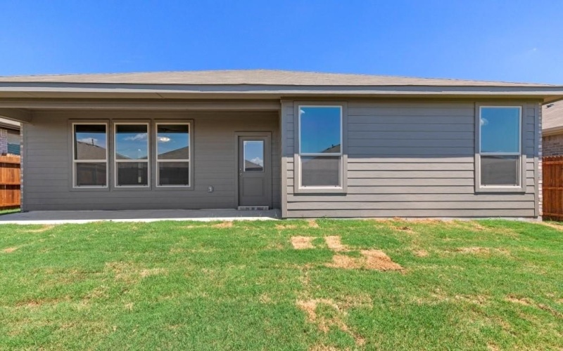 208 DUNMORE Drive, Fort Worth, TX 76052, 4 Bedrooms Bedrooms, ,2 BathroomsBathrooms,Residential,For Sale,208 DUNMORE Drive,20397014