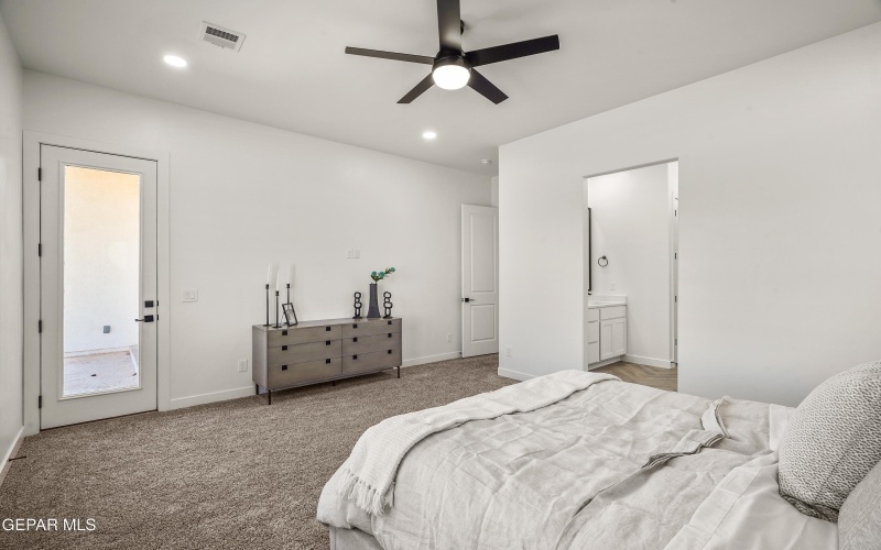 616 Paseo Del Agua Street, Horizon City, TX 79928, 4 Bedrooms Bedrooms, ,3 BathroomsBathrooms,Residential,For Sale,616 Paseo Del Agua Street,0,937155