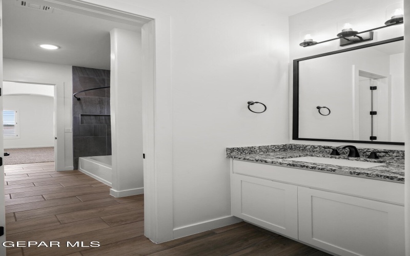 14016 Paseo Original Court, El Paso, TX 79928, 4 Habitaciones Habitaciones , ,3 BañosBaños,Residential,En Venta,14016 Paseo Original Court,0,937157