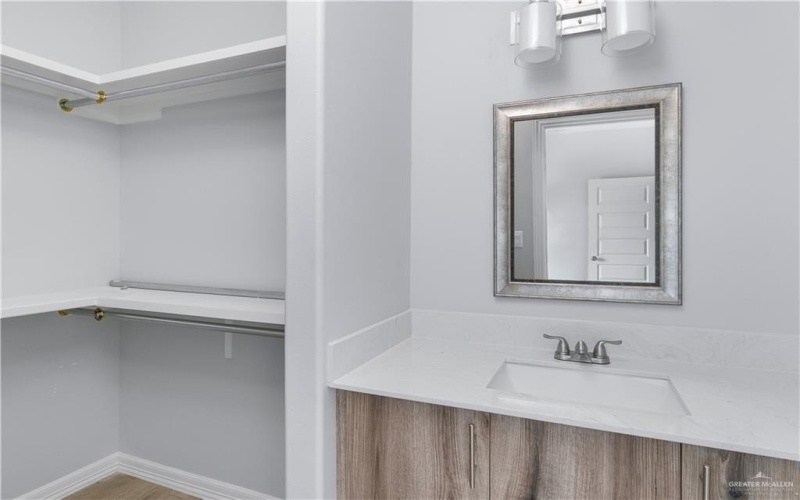 2213 Lana Street, Weslaco, TX 78596, 4 Bedrooms Bedrooms, ,2 BathroomsBathrooms,Residential,For Sale,2213 Lana Street,0,492431