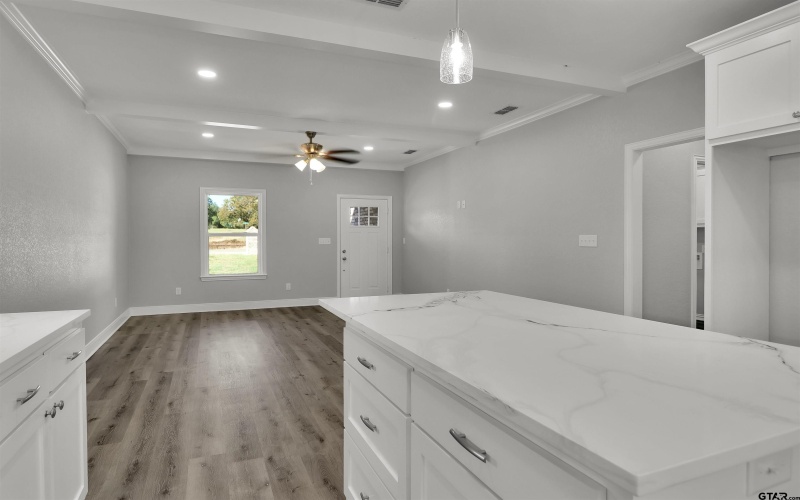 614 N COMMERCE, Overton, TX 75684, 3 Bedrooms Bedrooms, ,2 BathroomsBathrooms,Residential,For Sale,614 N COMMERCE,0,26001220