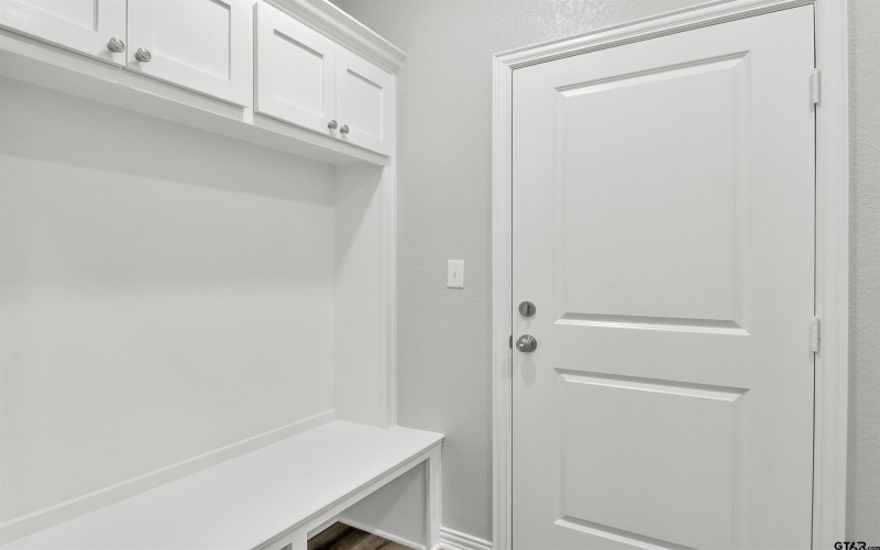 614 N COMMERCE, Overton, TX 75684, 3 Bedrooms Bedrooms, ,2 BathroomsBathrooms,Residential,For Sale,614 N COMMERCE,0,26001220