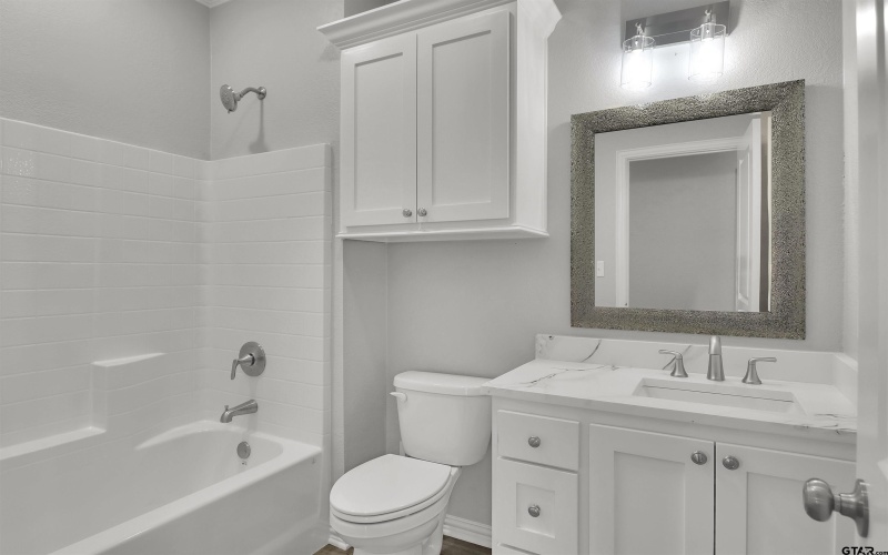 614 N COMMERCE, Overton, TX 75684, 3 Bedrooms Bedrooms, ,2 BathroomsBathrooms,Residential,For Sale,614 N COMMERCE,0,26001220