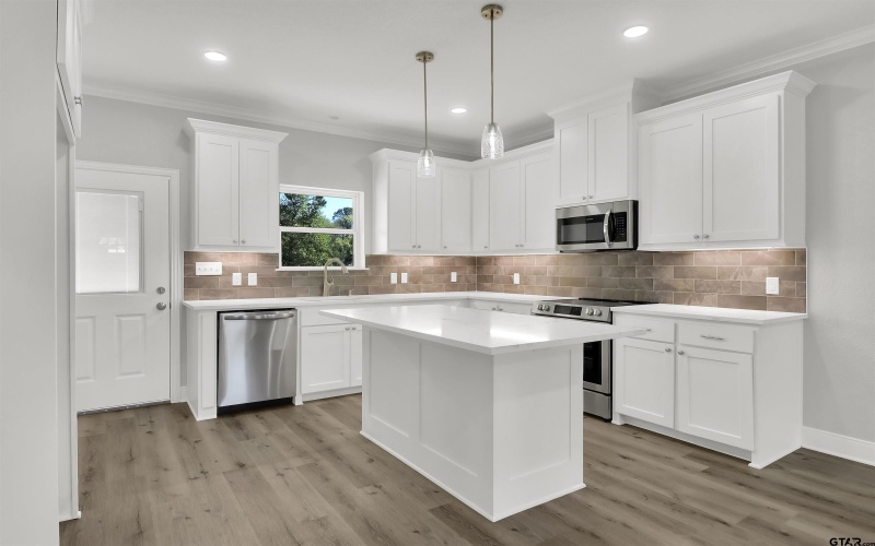 614 N COMMERCE, Overton, TX 75684, 3 Bedrooms Bedrooms, ,2 BathroomsBathrooms,Residential,For Sale,614 N COMMERCE,0,26001220