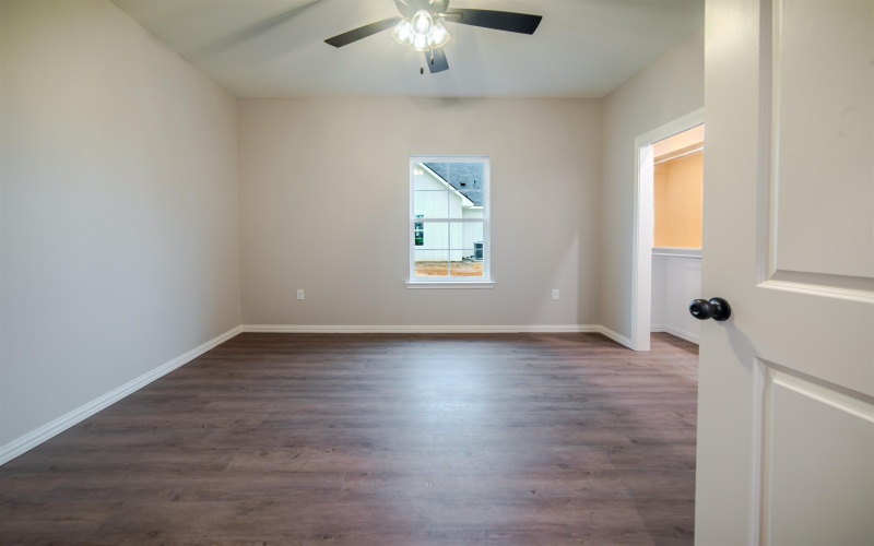 2656 Hendricks Street, Gladewater, TX 75647, 2 Bedrooms Bedrooms, ,1 BathroomBathrooms,Residential,For Sale,2656 Hendricks Street,0,20260559