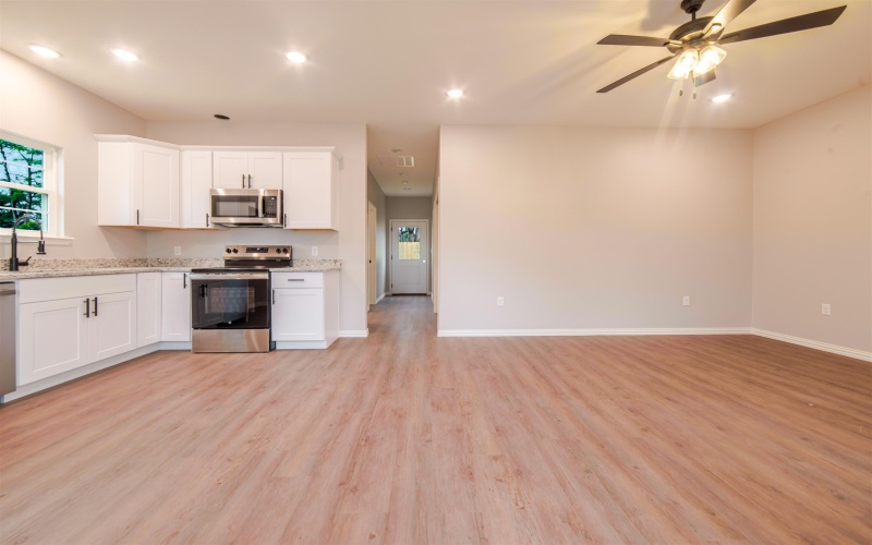 2656 Hendricks Street, Gladewater, TX 75647, 2 Bedrooms Bedrooms, ,1 BathroomBathrooms,Residential,For Sale,2656 Hendricks Street,0,20260559