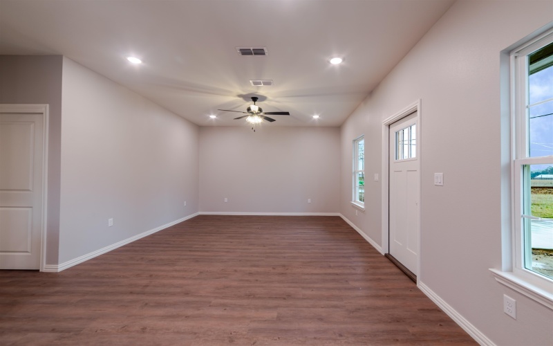 2656 Hendricks Street, Gladewater, TX 75647, 2 Bedrooms Bedrooms, ,1 BathroomBathrooms,Residential,For Sale,2656 Hendricks Street,0,20260559