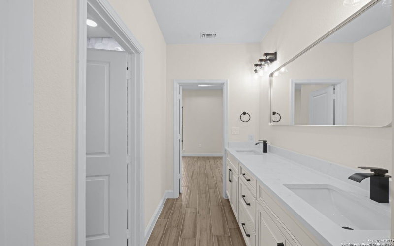 104 HIDDEN PATH, Floresville, TX 78114, 3 Bedrooms Bedrooms, ,2 BathroomsBathrooms,Residential,For Sale,104 HIDDEN PATH,0,1859867