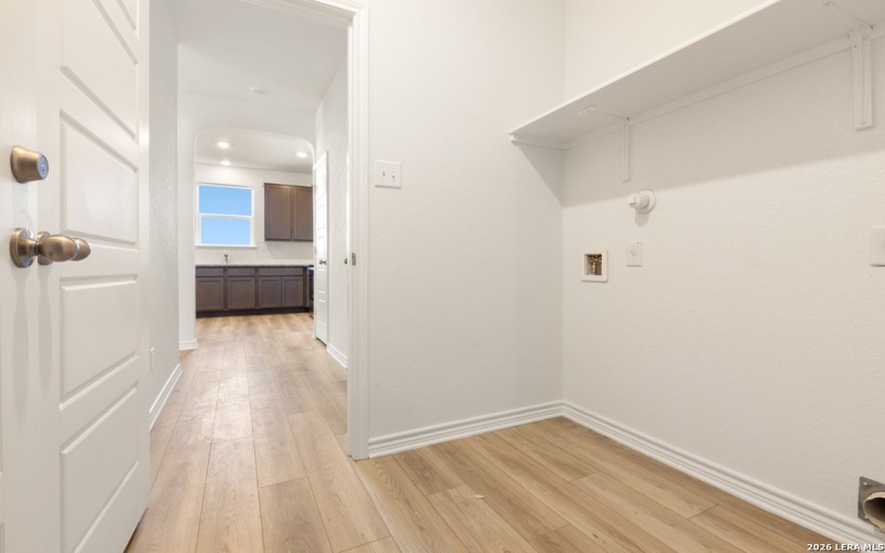 9406 BIRCH BARK BEND, San Antonio, TX 78221, 3 Habitaciones Habitaciones , ,2 BañosBaños,Residential,En Venta,9406 BIRCH BARK BEND,0,1923353