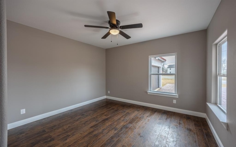 104 Mansfield Road, Cleburne, TX 76031, 4 Bedrooms Bedrooms, ,2 BathroomsBathrooms,Residential,For Sale,104 Mansfield Road,0,21163081