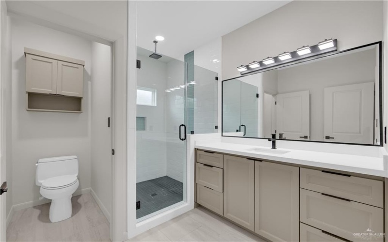 903 E 38th Street E, San Juan, TX 78589, 3 Bedrooms Bedrooms, ,2 BathroomsBathrooms,Residential,For Sale,903 E 38th Street E,0,493008