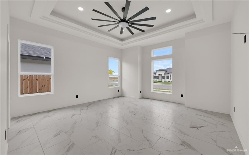 903 E 38th Street E, San Juan, TX 78589, 3 Bedrooms Bedrooms, ,2 BathroomsBathrooms,Residential,For Sale,903 E 38th Street E,0,493008