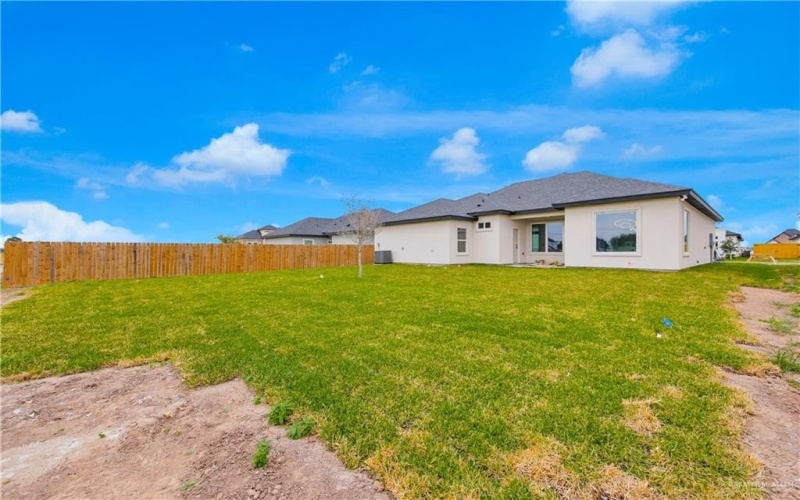 903 E 38th Street E, San Juan, TX 78589, 3 Bedrooms Bedrooms, ,2 BathroomsBathrooms,Residential,For Sale,903 E 38th Street E,0,493008