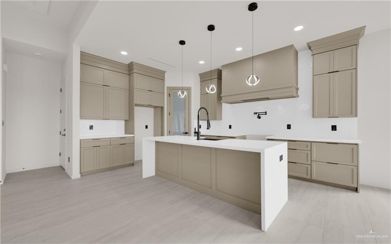 903 E 38th Street E, San Juan, TX 78589, 3 Bedrooms Bedrooms, ,2 BathroomsBathrooms,Residential,For Sale,903 E 38th Street E,0,493008