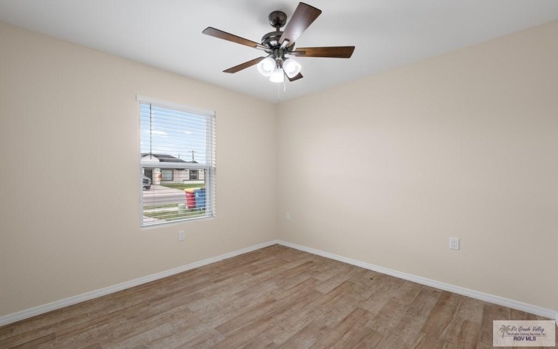 663 THORNTON LN, BROWNSVILLE, TX 78521, 3 Bedrooms Bedrooms, ,2 BathroomsBathrooms,Residential,For Sale,663 THORNTON LN,0,29770843