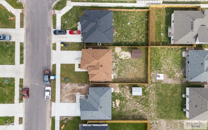 663 THORNTON LN, BROWNSVILLE, TX 78521, 3 Bedrooms Bedrooms, ,2 BathroomsBathrooms,Residential,For Sale,663 THORNTON LN,0,29770843