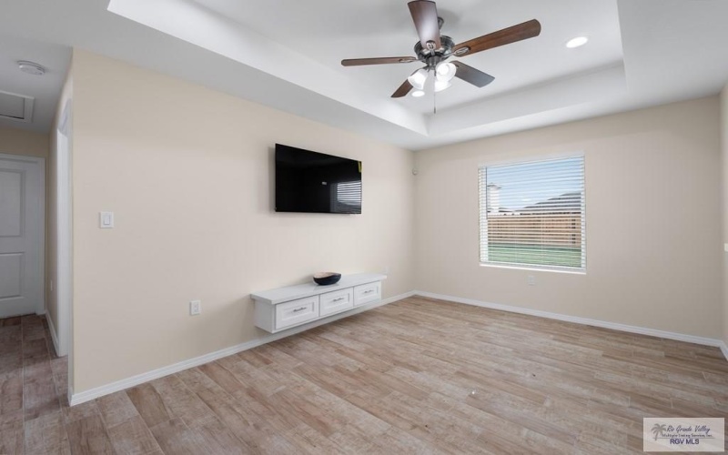 663 THORNTON LN, BROWNSVILLE, TX 78521, 3 Bedrooms Bedrooms, ,2 BathroomsBathrooms,Residential,For Sale,663 THORNTON LN,0,29770843