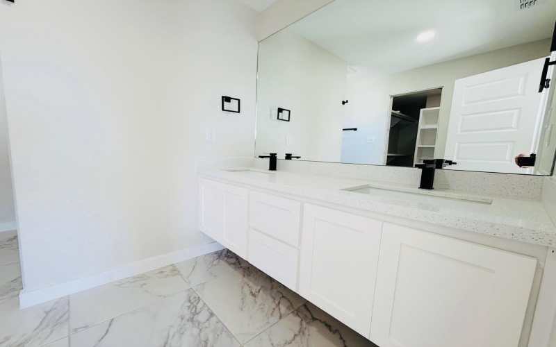 126 Faith Dr., LAREDO, TX 78046, 3 Bedrooms Bedrooms, ,2 BathroomsBathrooms,Residential,For Sale,126 Faith Dr.,0,20260419