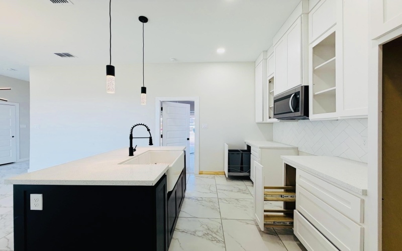 126 Faith Dr., LAREDO, TX 78046, 3 Bedrooms Bedrooms, ,2 BathroomsBathrooms,Residential,For Sale,126 Faith Dr.,0,20260419