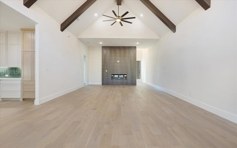 191 Acorn Trail, Denison, TX 75020, 4 Bedrooms Bedrooms, ,3 BathroomsBathrooms,Residential,For Sale,191 Acorn Trail,0,21150825