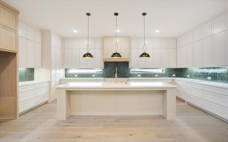 191 Acorn Trail, Denison, TX 75020, 4 Bedrooms Bedrooms, ,3 BathroomsBathrooms,Residential,For Sale,191 Acorn Trail,0,21150825