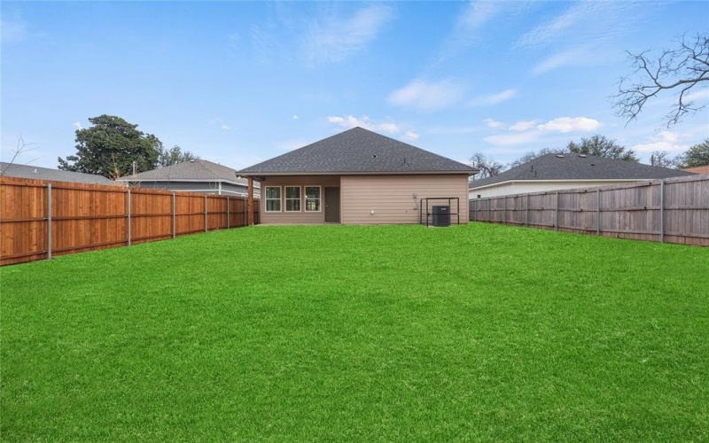 3335 Spring Avenue, Dallas, TX 75215, 3 Bedrooms Bedrooms, ,2 BathroomsBathrooms,Residential,For Sale,3335 Spring Avenue,0,21162953