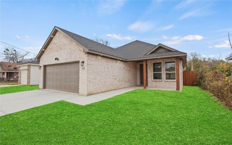 3335 Spring Avenue, Dallas, TX 75215, 3 Bedrooms Bedrooms, ,2 BathroomsBathrooms,Residential,For Sale,3335 Spring Avenue,0,21162953