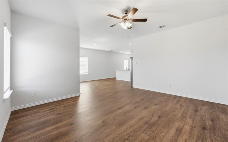 10313 Ambrose Drive, Aubrey, TX 76227, 4 Bedrooms Bedrooms, ,2 BathroomsBathrooms,Residential,For Sale,10313 Ambrose Drive,0,21162993