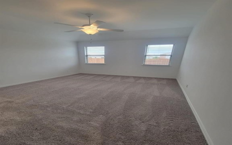 1633 Pine valley Drive, Fort Worth, TX 76052, 4 Bedrooms Bedrooms, ,2 BathroomsBathrooms,Residential,For Sale,1633 Pine valley Drive,0,21163003