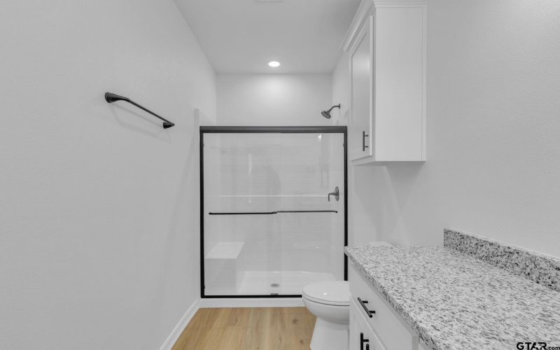 1410 W Connally St, Tyler, TX 75701, 3 Bedrooms Bedrooms, ,2 BathroomsBathrooms,Residential,For Sale,1410 W Connally St,0,26001251