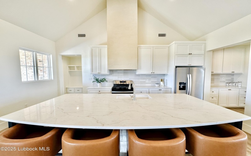 7211 W 12th Street, Plainview, TX 79072, 3 Bedrooms Bedrooms, ,2 BathroomsBathrooms,Residential,For Sale,7211 W 12th Street,0,202601156