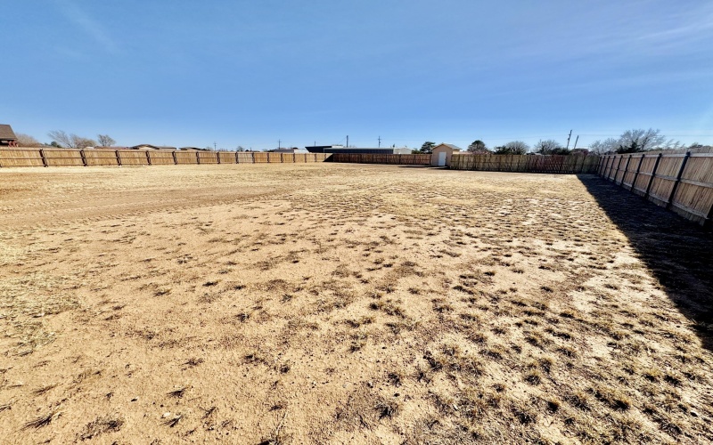 7211 W 12th Street, Plainview, TX 79072, 3 Bedrooms Bedrooms, ,2 BathroomsBathrooms,Residential,For Sale,7211 W 12th Street,0,202601156