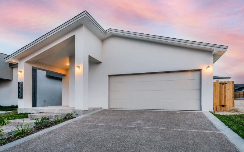 5805 Tavo Dr., LAREDO, TX 78043, 3 Bedrooms Bedrooms, ,2 BathroomsBathrooms,Residential,For Sale,5805 Tavo Dr.,0,20260426