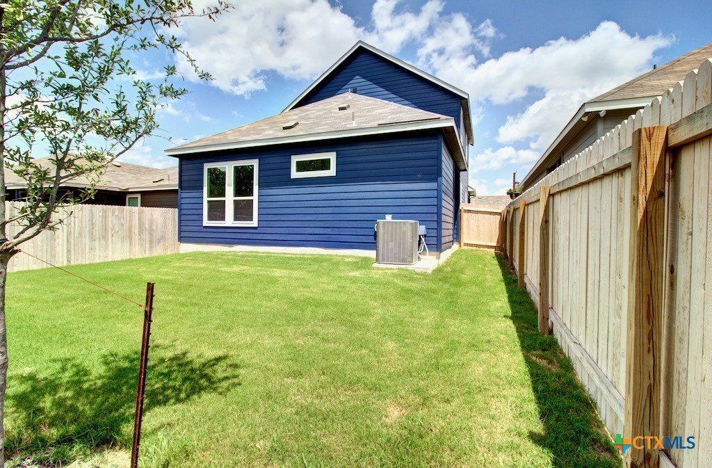 1237 Casetta Run, New Braunfels, TX 78130, 3 Bedrooms Bedrooms, ,3 BathroomsBathrooms,Residential,For Sale,1237 Casetta Run,0,602815