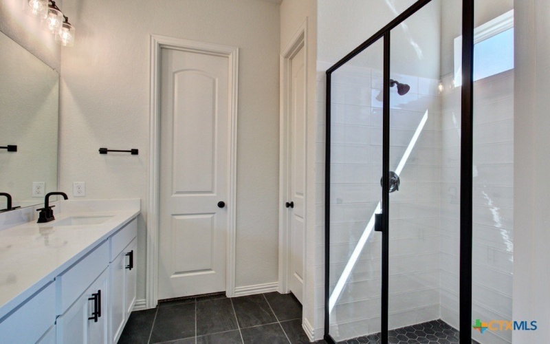 1237 Casetta Run, New Braunfels, TX 78130, 3 Bedrooms Bedrooms, ,3 BathroomsBathrooms,Residential,For Sale,1237 Casetta Run,0,602815