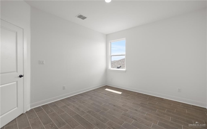 1404 Zurich Avenue, McAllen, TX 78504, 3 Bedrooms Bedrooms, ,2 BathroomsBathrooms,Residential,For Sale,1404 Zurich Avenue,0,492207