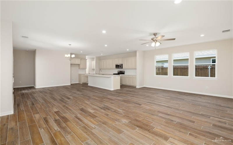 6528 Anaqua Loop, McAllen, TX 78504, 3 Bedrooms Bedrooms, ,2 BathroomsBathrooms,Residential,For Sale,6528 Anaqua Loop,0,492933