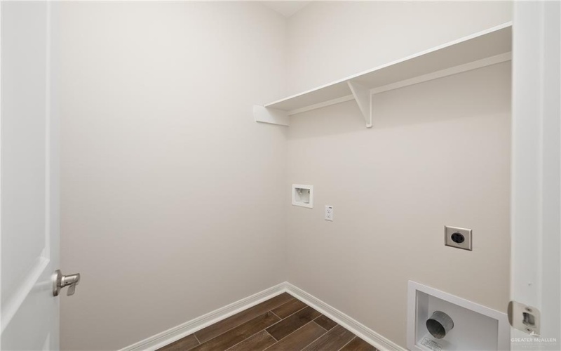 6528 Anaqua Loop, McAllen, TX 78504, 3 Bedrooms Bedrooms, ,2 BathroomsBathrooms,Residential,For Sale,6528 Anaqua Loop,0,492933