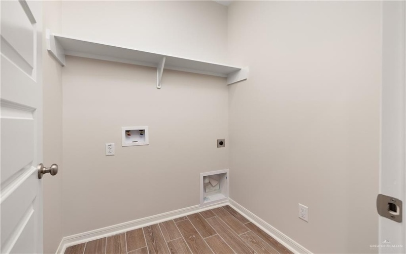 14010 Sugarberry Lane, McAllen, TX 78504, 4 Bedrooms Bedrooms, ,2 BathroomsBathrooms,Residential,For Sale,14010 Sugarberry Lane,0,492995