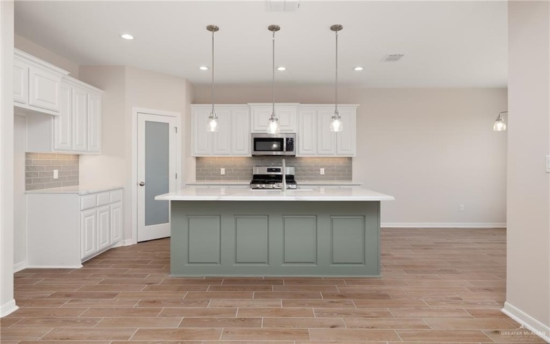 14010 Sugarberry Lane, McAllen, TX 78504, 4 Bedrooms Bedrooms, ,2 BathroomsBathrooms,Residential,For Sale,14010 Sugarberry Lane,0,492995